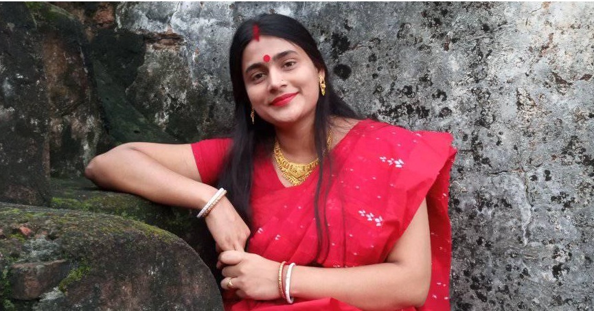অ নি ন্দি তা  অ নু শ্রী